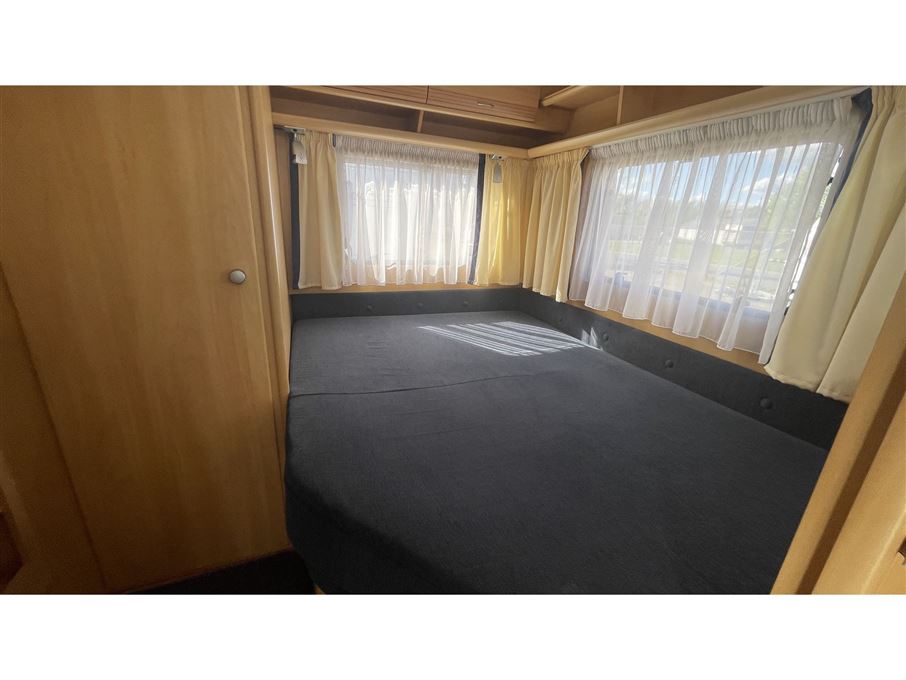 Dethleffs Camper 450 DB